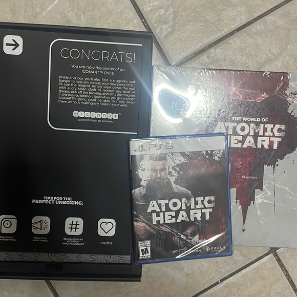 Atomic heart ps5 collectors bundle - Picture 2 of 2